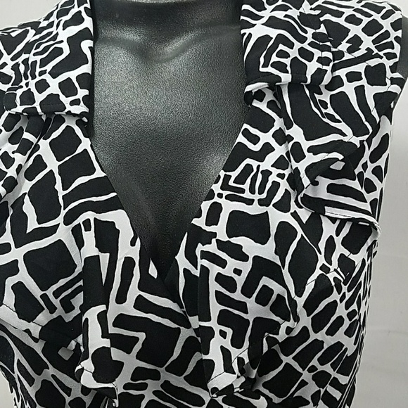 Faux Wrap V-Neck Ruffle Belted Career Dress - Picture 3 of 8